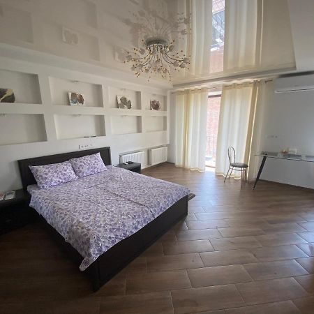 1-Room Studio Center Čerkasy Exteriér fotografie