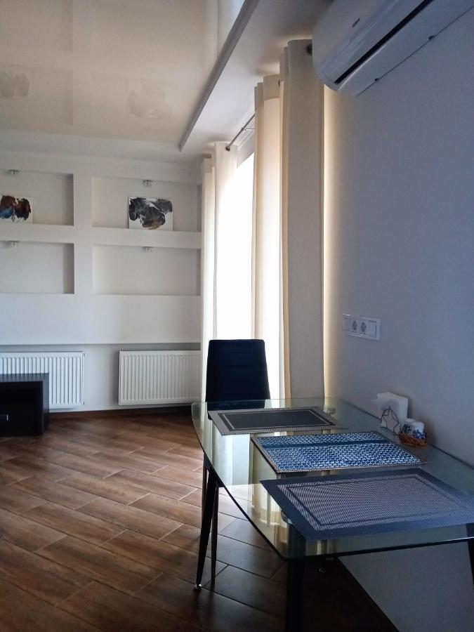 1-Room Studio Center Čerkasy Exteriér fotografie