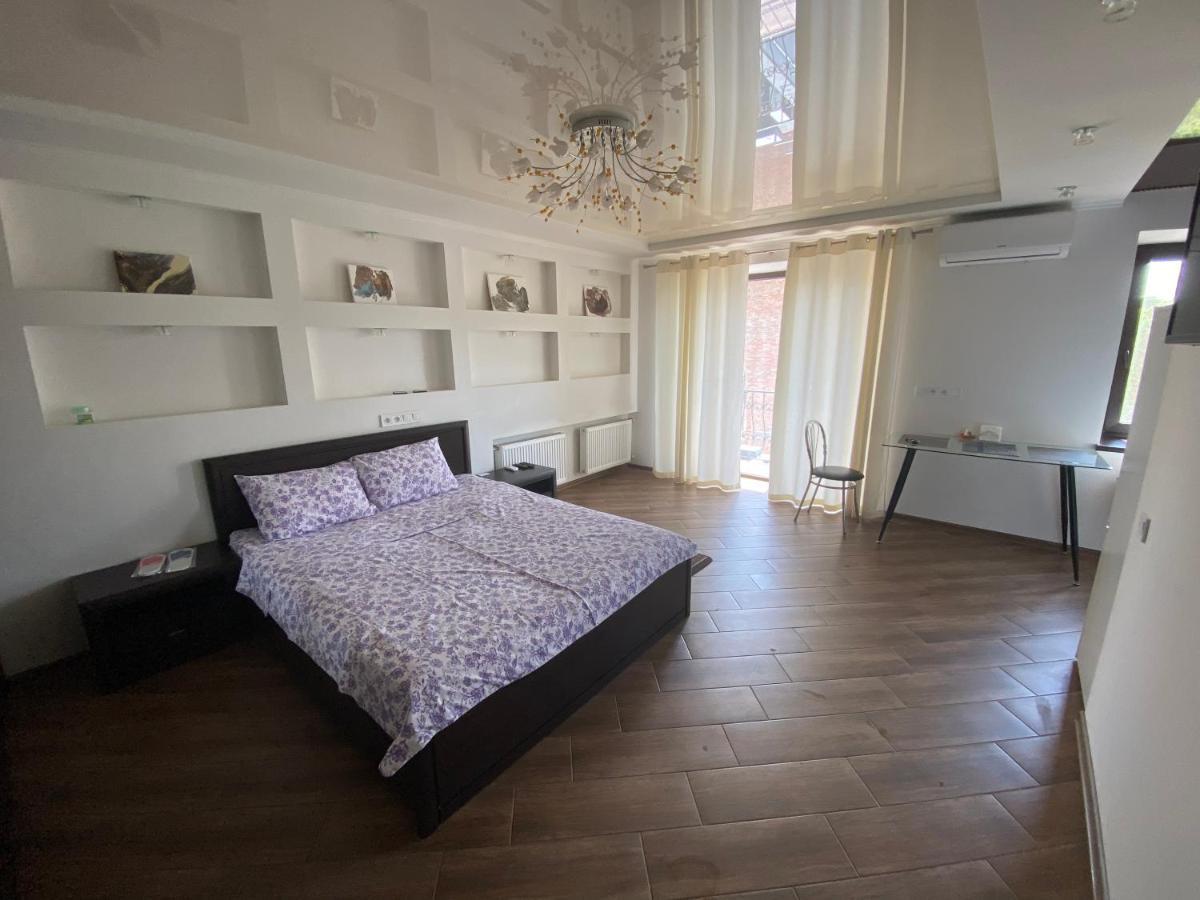 1-Room Studio Center Čerkasy Exteriér fotografie